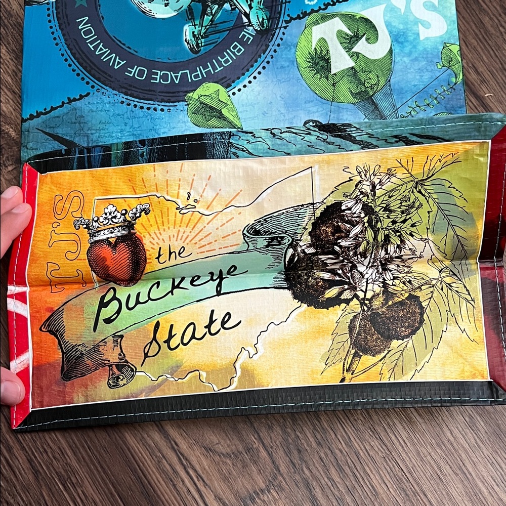 Trader Joe’s OHIO mystery bag grocery tote bag - Picture 3 of 7